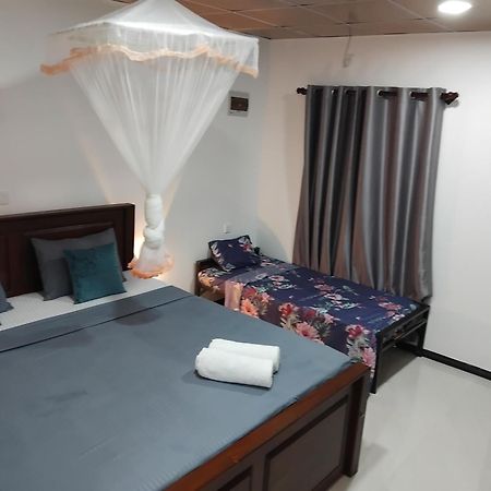 אודוואלאווה Udawalawa Safari Resort מראה חיצוני תמונה