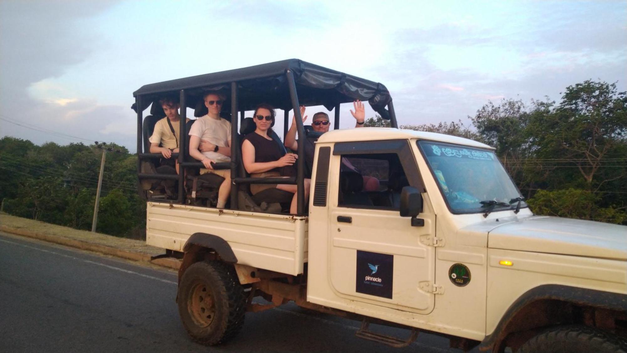 אודוואלאווה Udawalawa Safari Resort מראה חיצוני תמונה
