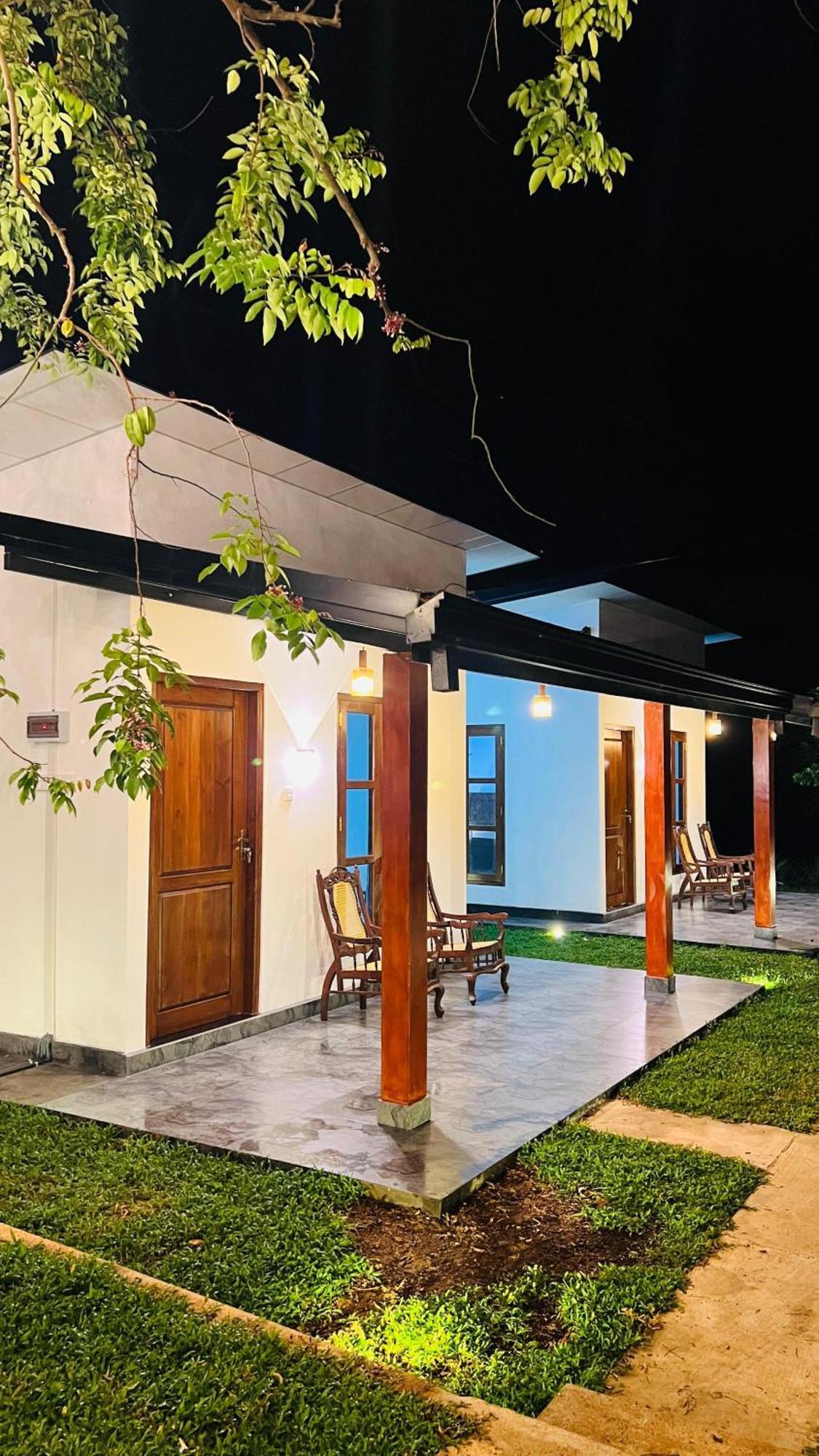 אודוואלאווה Udawalawa Safari Resort מראה חיצוני תמונה